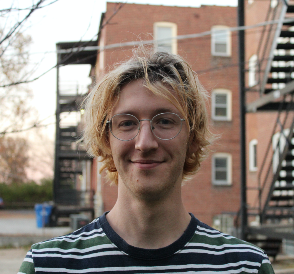 Headshot of Ethan Davis